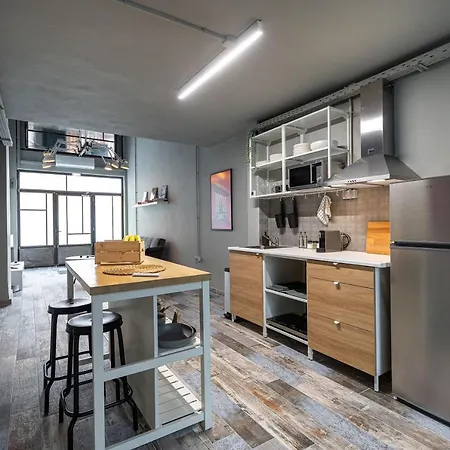 Modern In Chania Ханья