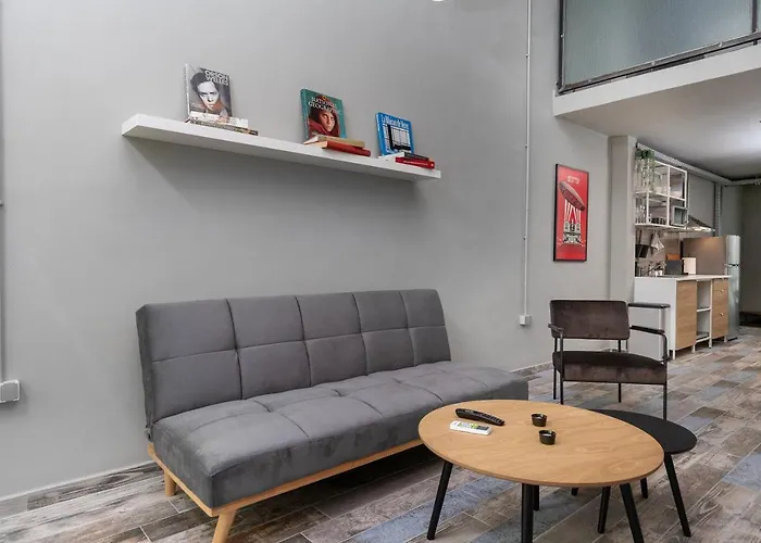 Modern In Chania * Chania (Crete)